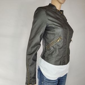 Forever 21 Faux Leather Jacket Black. Size Small.